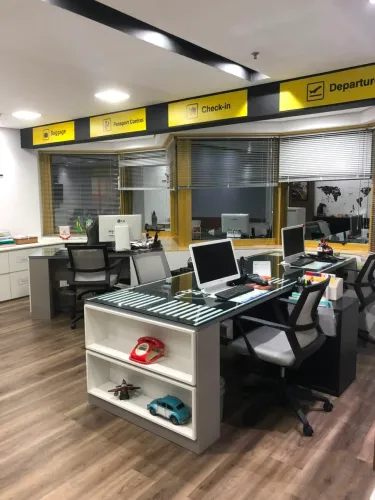 Sala comercial na Alameda Madeira, 258 - 1704 53 m²