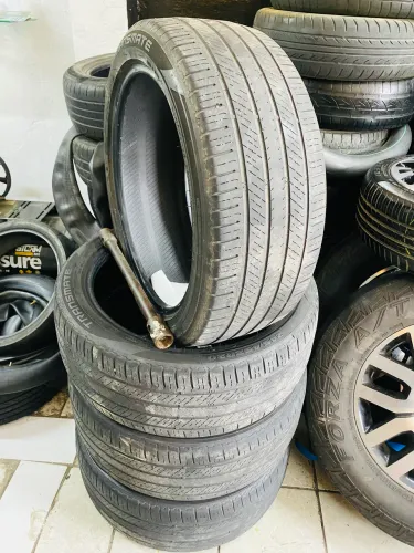 Pneu 245/45/20 Jeep / Outros 299 Und Ainda Roda Muito