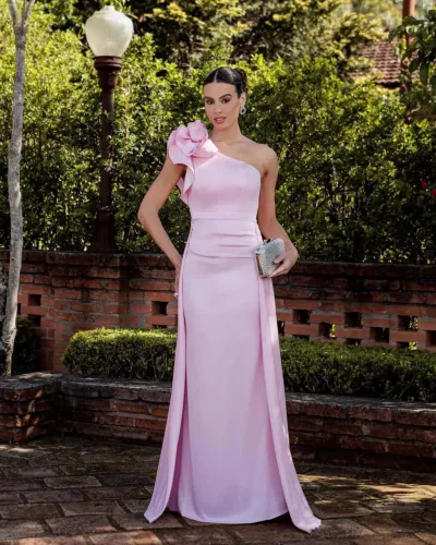 Vestido rosa bebê para festa
