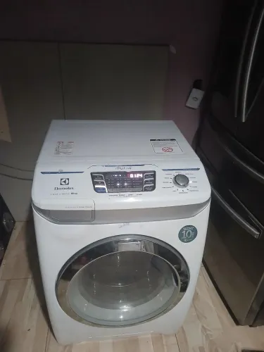 Lava e seca Electrolux 220v