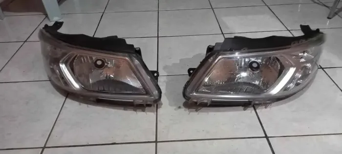 Vendo Par De Farol Onix e Prisma Cromado GM 2012 2013 20142015 2016 Original