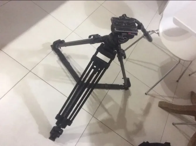 Tripé Secced dv6