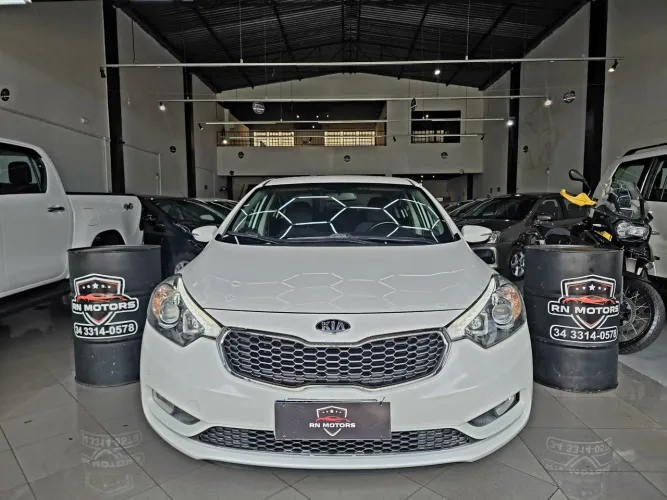 Kia Motors Cerato 1.6 16V Flex Aut. 2015