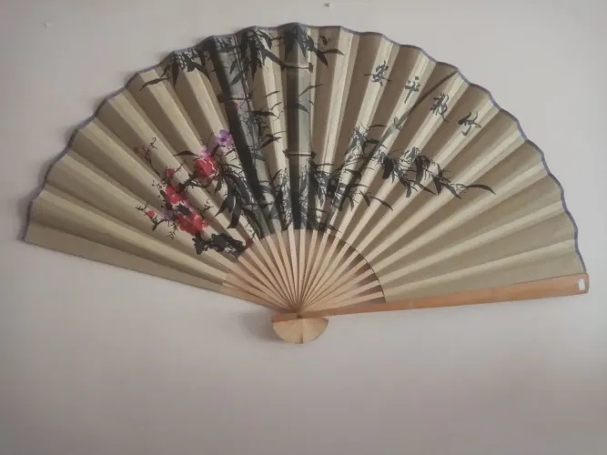 Leque de Parede