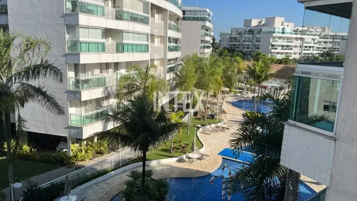Imperdível apartamento de luxo em Camboinhas: 4 quartos, 3 suítes, 135m², 5 banheiros, 2 v