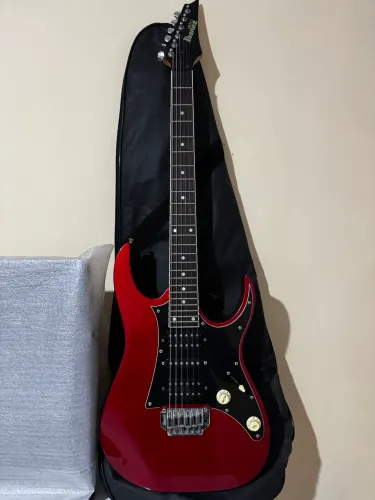 Troco guitarra Ibanez por violão 