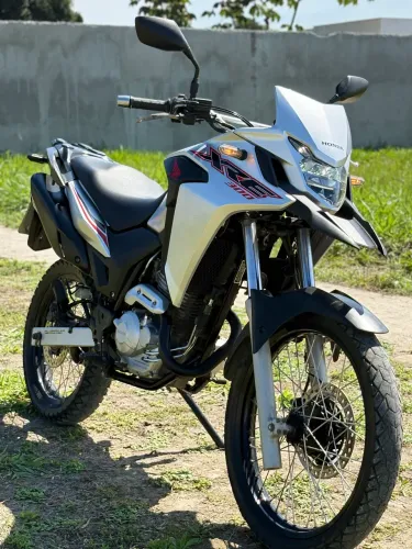 XRE 300 ABS