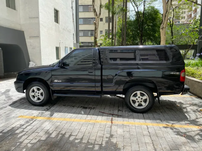 Chevrolet S10 P-up 2.8/sert. 2.8 4X4 TB Int. Dies. 2004
