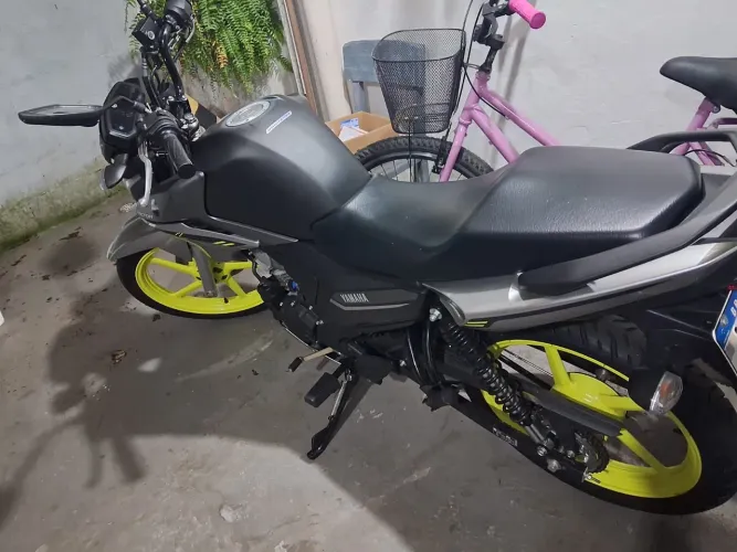 Vendo Yamaha Factor Dx 2025 0km.