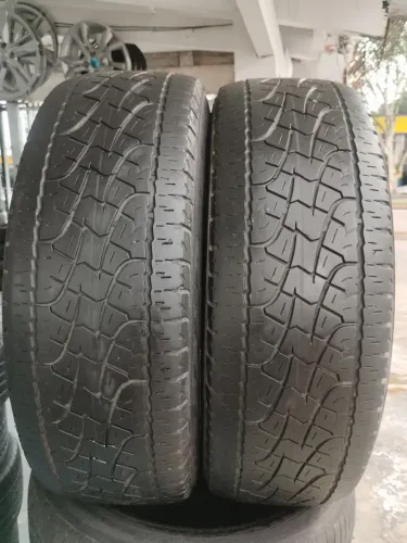 Pneu 225/60/17 Pirelli Scorpion - 80% Borracha, ótimo estado