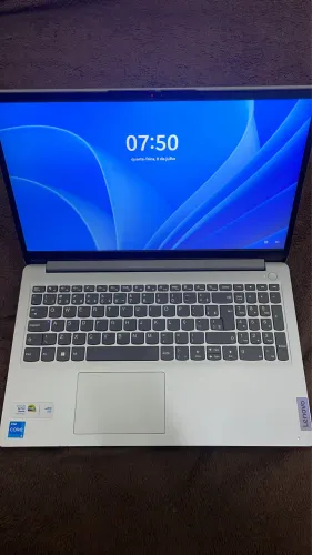 Notebook Lenovo I5 12° Geração 8GB ram 500gb Nvme