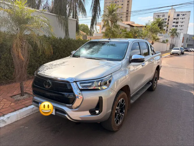 Toyota Hilux CD SRX 4X4 2.8 TDI 16V Diesel Aut. 2024