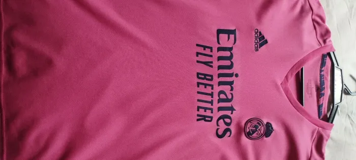 Camisa real Madrid rosa