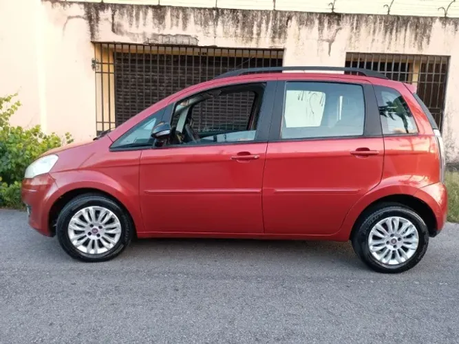 Fiat Idea Attractive 1.4 Fire Flex 8V 5P 2013