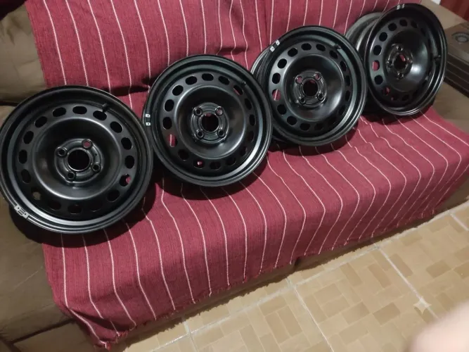 Jogo de Rodas aro 15 4x100