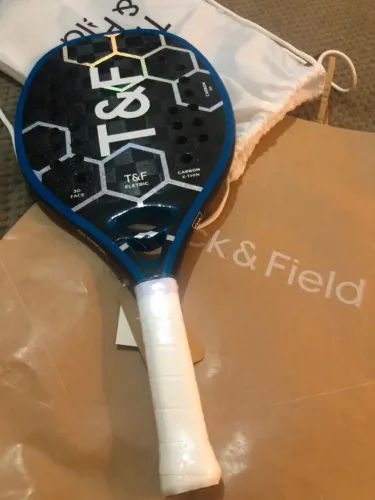 Raquete beach tennis NOVA Track & Fild. Elétric Carbon 18
