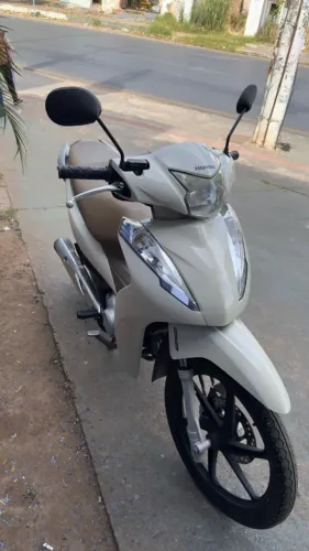 VENDO HONDA BIZ 