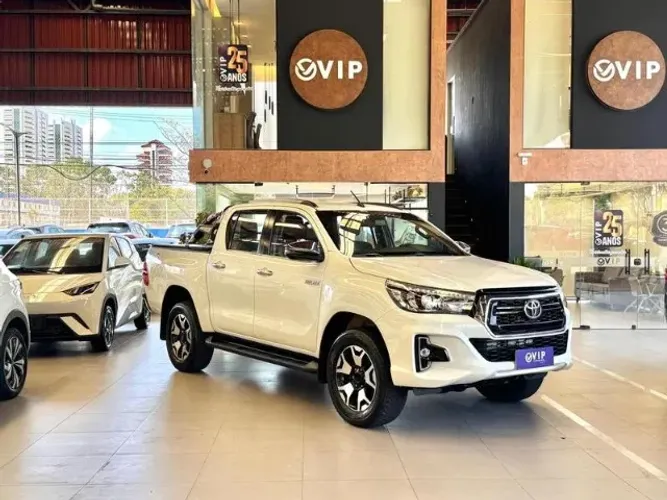 Toyota Hilux CD SRX 4X4 2.8 TDI 16V Diesel Aut. 2020