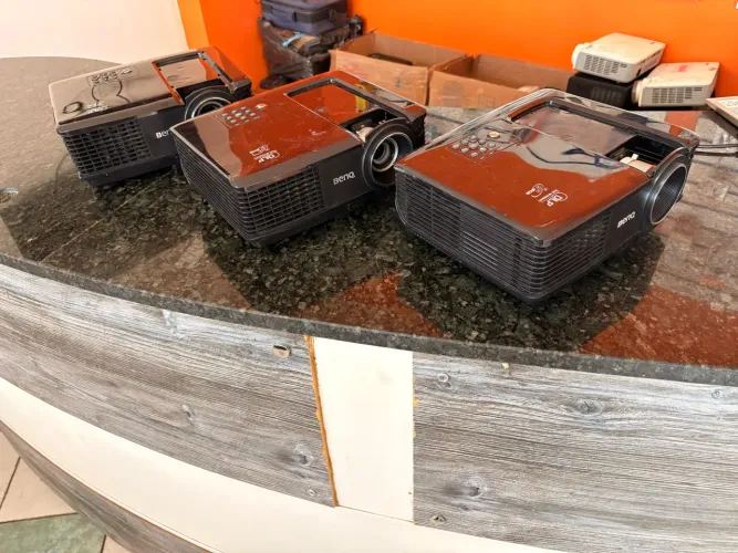 Projetor Benq MP510