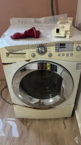 Máquina de lavar - LAVA E SECA LG DIRECT DRIVE 8,5 KG / 4 KG