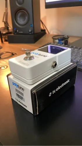 TC Electronic PolyTune 3 - Afinador