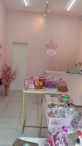 ALUGO EXCELENTE PONTO COMERCIAL NA RUA JOSÉ MENDONCA 171. RUA DO CENTER BOX. 