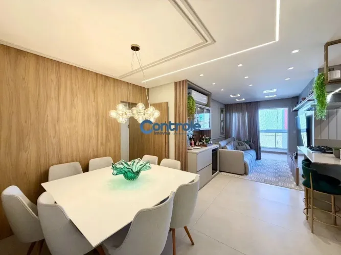 Apartamento com 3 suítes e 2 vagas de garagem no bairro Kobrasol