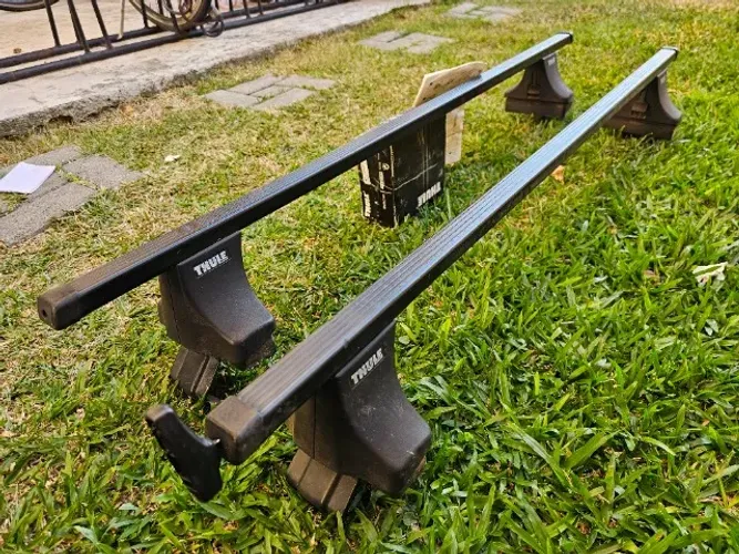 THULE Sweden - Rack de Teto + Bagageiro/Box + Kit rapid system
