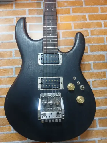 Guitarra washburn g10