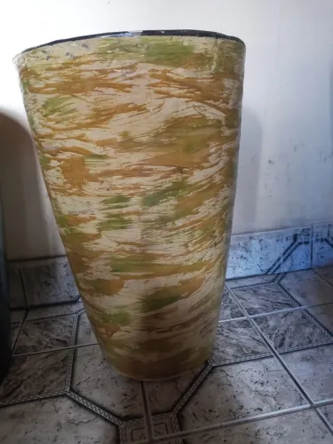 Vaso artesanal para planta.