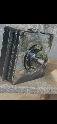 Cabeçote para máquina de poço