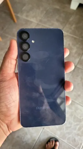 Samsung A55 5G 128 GB 8 RAM pra fazer concerto