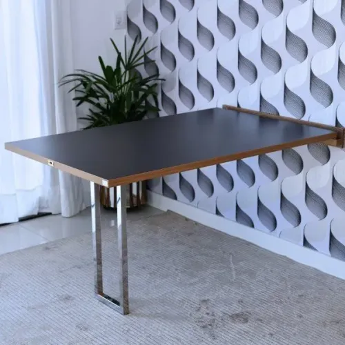 Mesa dobrável de parede