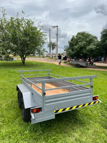 Carretinha Trucado 2.50 x 1.20 com cestinha - Reboque