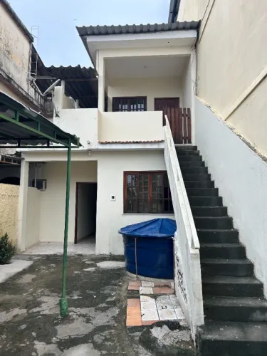 Casa para Alugar 2 Quartos, 2 Banheiros e Garagem 2 Carros - Paulicéia, Duque de Caxias