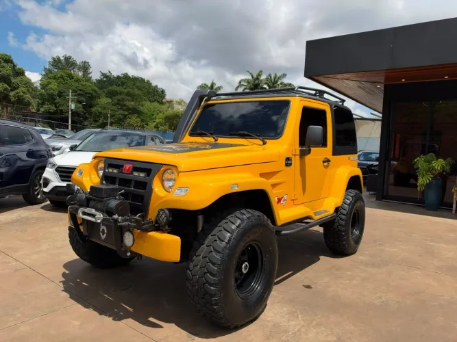 Troller T-4 4X4 3.0 TB Int. Cap. Rígida Diesel 2011