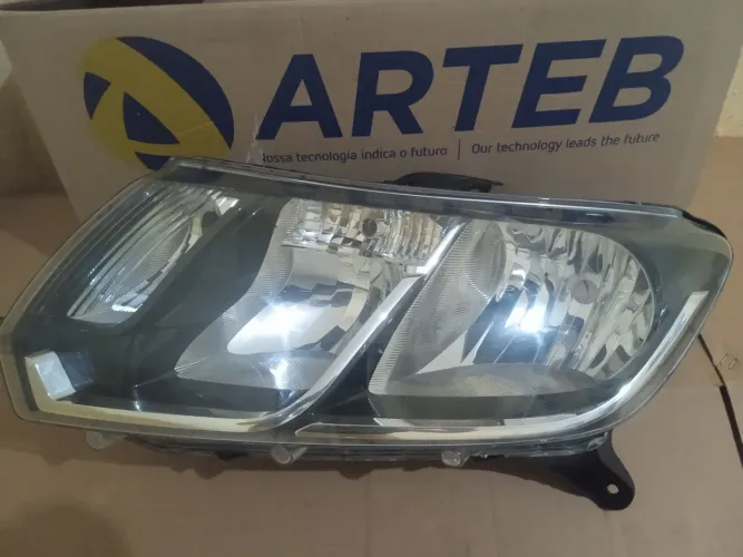 Farol do Logan e Sandero 2018, esquerdo 