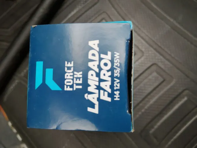 Lâmpada ? do farol biodo Original da Fazer ...Factor....Crosser...Universal ? todas YM
