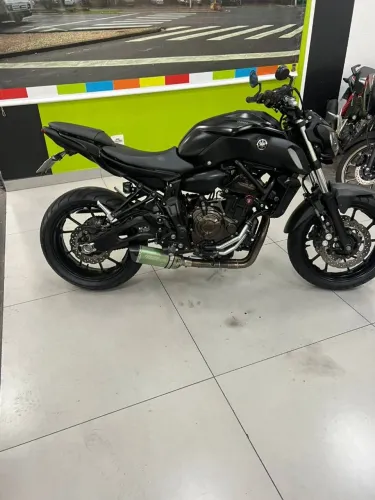 YAMAHA MT-07 ABS