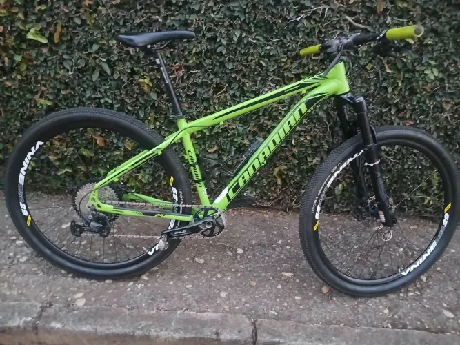 BICICLETA CANADIAN, PEÇAS TODAS NOVAS