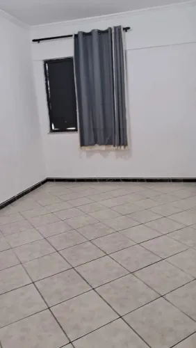 Alugo apartamento no luzia