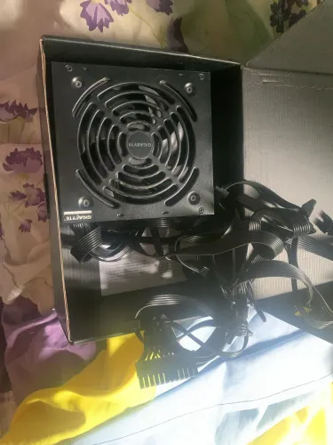 Fonte Gigabyte 550W 80 plus bronze