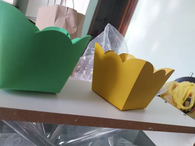 Caixa para flores,violetas para lembrancinha festa.