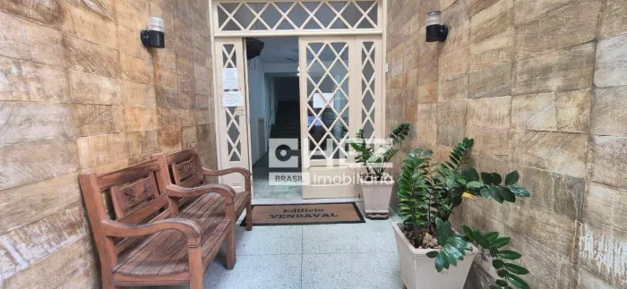 Apartamento a 80 Metros da Praia do Forte Excelente Localização