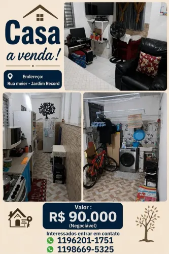 Vende- se casa no Jd. Record  - Taboão da serra . Com mais casas no quintal. 