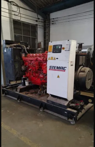 Gerador de Energia 500 KVA Stemac ano 2015, com motor Scania DC13 e 365 horas, em SP