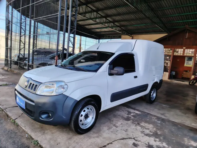 Fiat Fiorino Furgão Work. Hard 1.4 Flex 8V 2P 2020