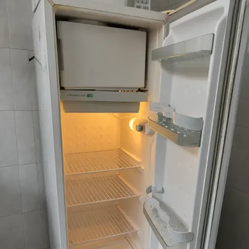 Geladeira Consul CRC28 254Litros  1 Porta - 127v