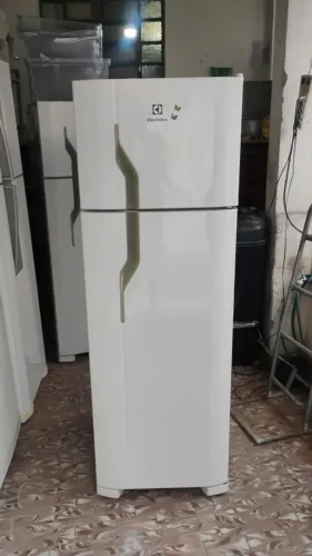 Geladeira Electrolux Frezzer