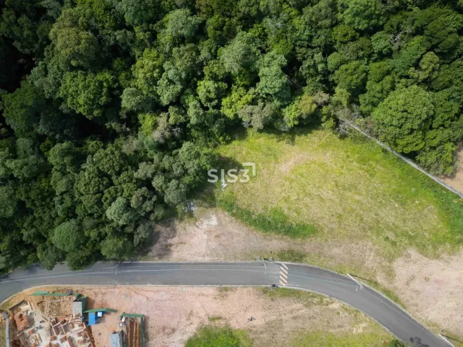 Terreno à venda no Condomínio Campos do Jordão, 1.142,61 m², Almirante Tamandaré, próximo